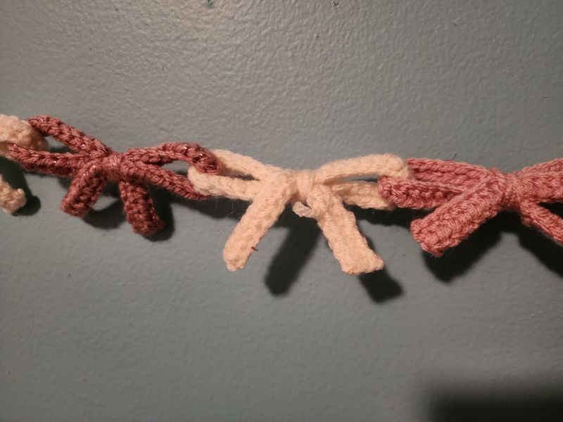 Bow Garland