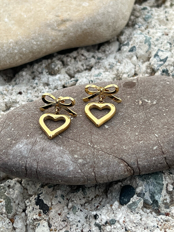 LoveBloom Bow &amp; Heart Earrings
