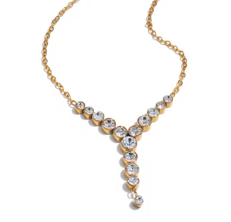 Mia Necklace