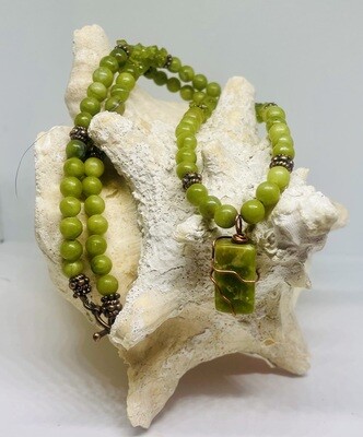 Jade Wire Wrapped Necklace