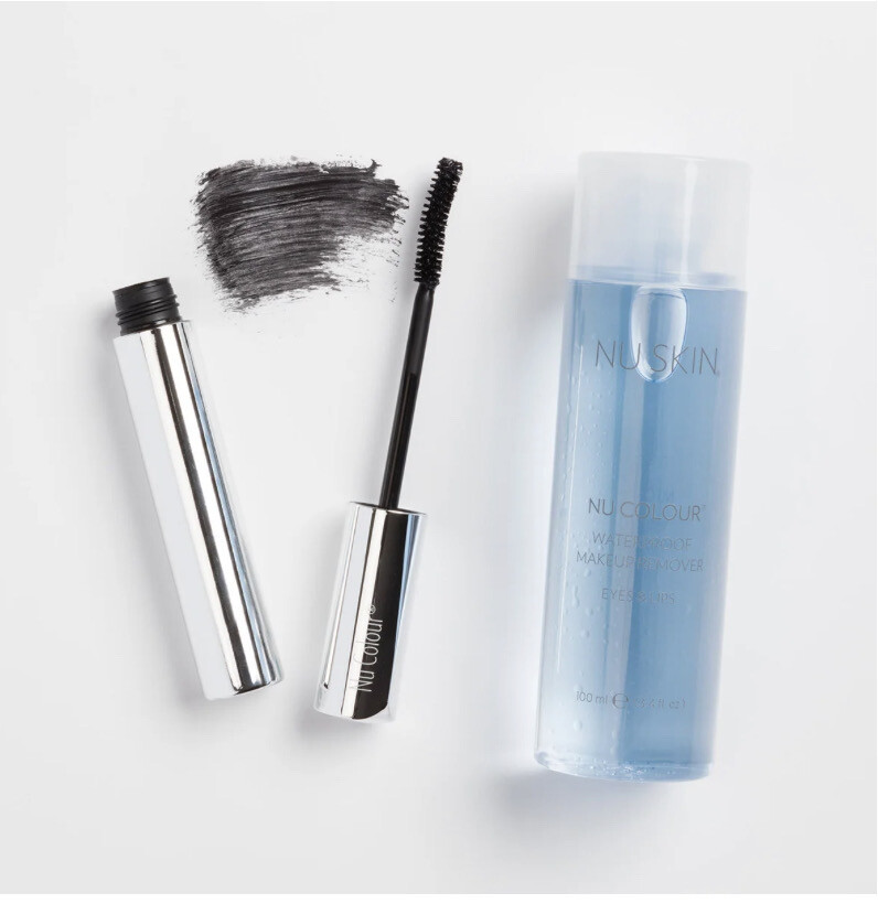 LightShine Curl &amp; Lash Mascara
SIZE
9G