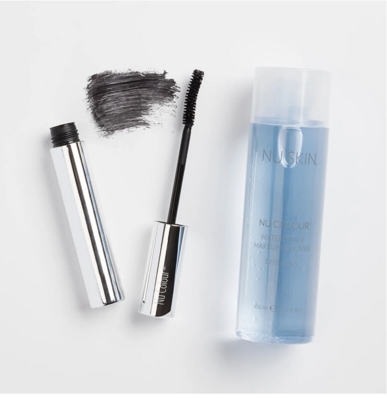 LightShine Curl &amp; Lash Mascara
SIZE
9G