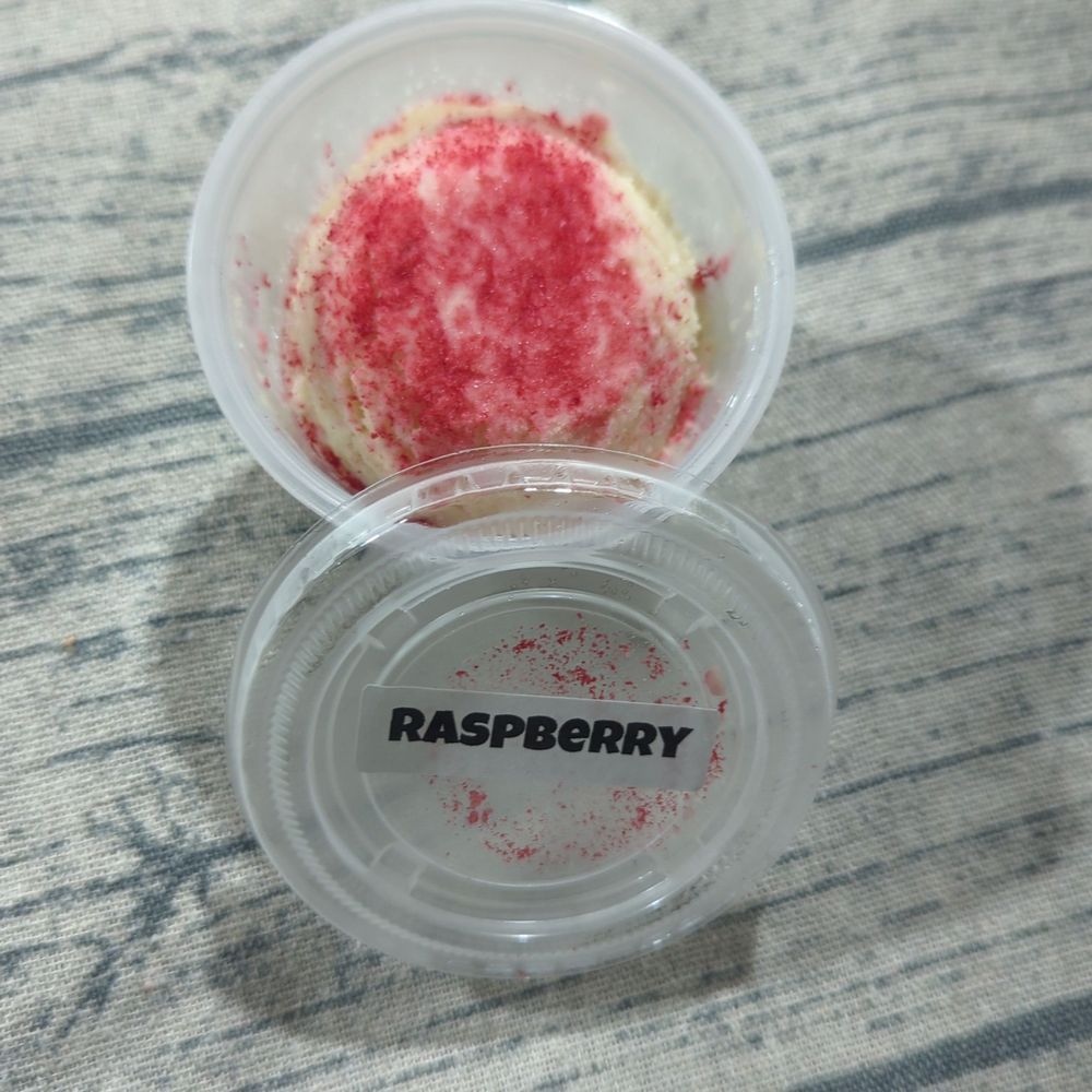 Raspberry Ice Cream - Single Scoop