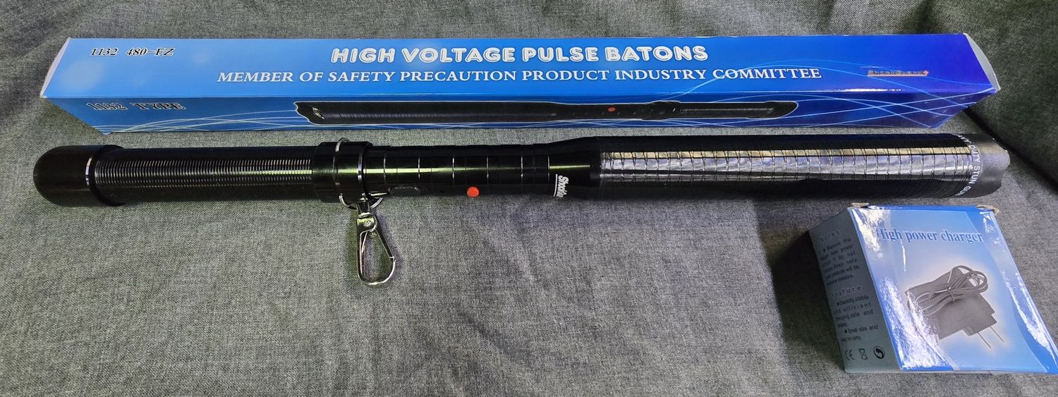Rechargeable Stun Baton with Charger