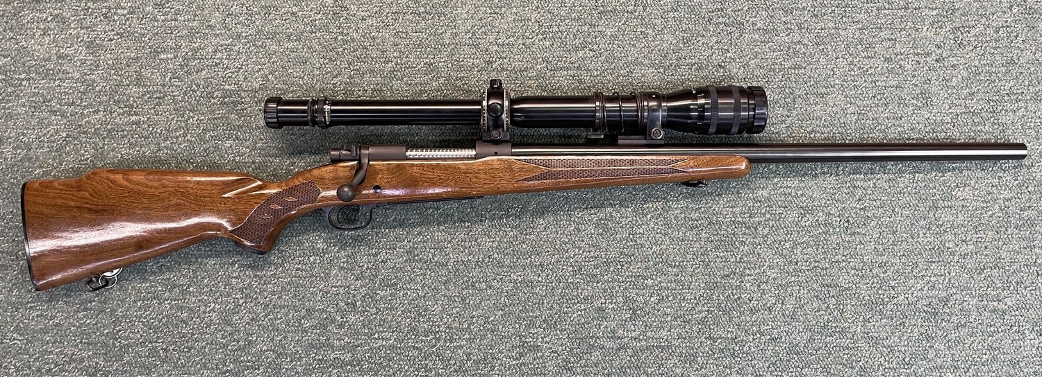 Winchester Model 70 HB 225 Winchster (used)