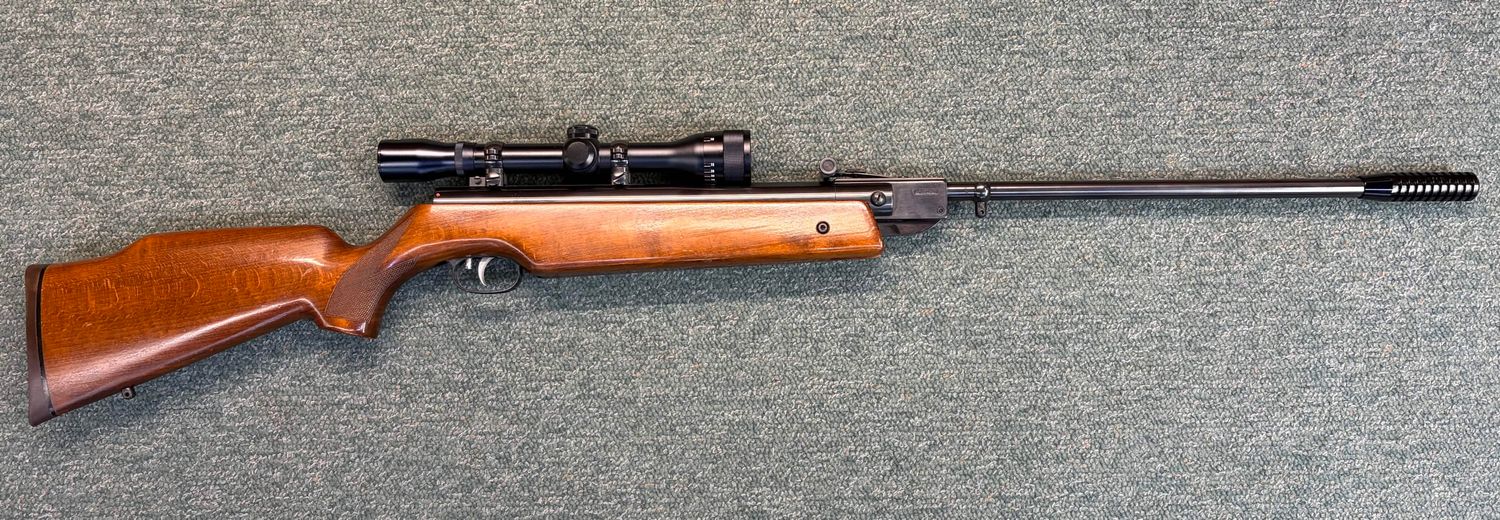 Weihrauch HW80 22. Cal Pellet Rifle 800 FPS