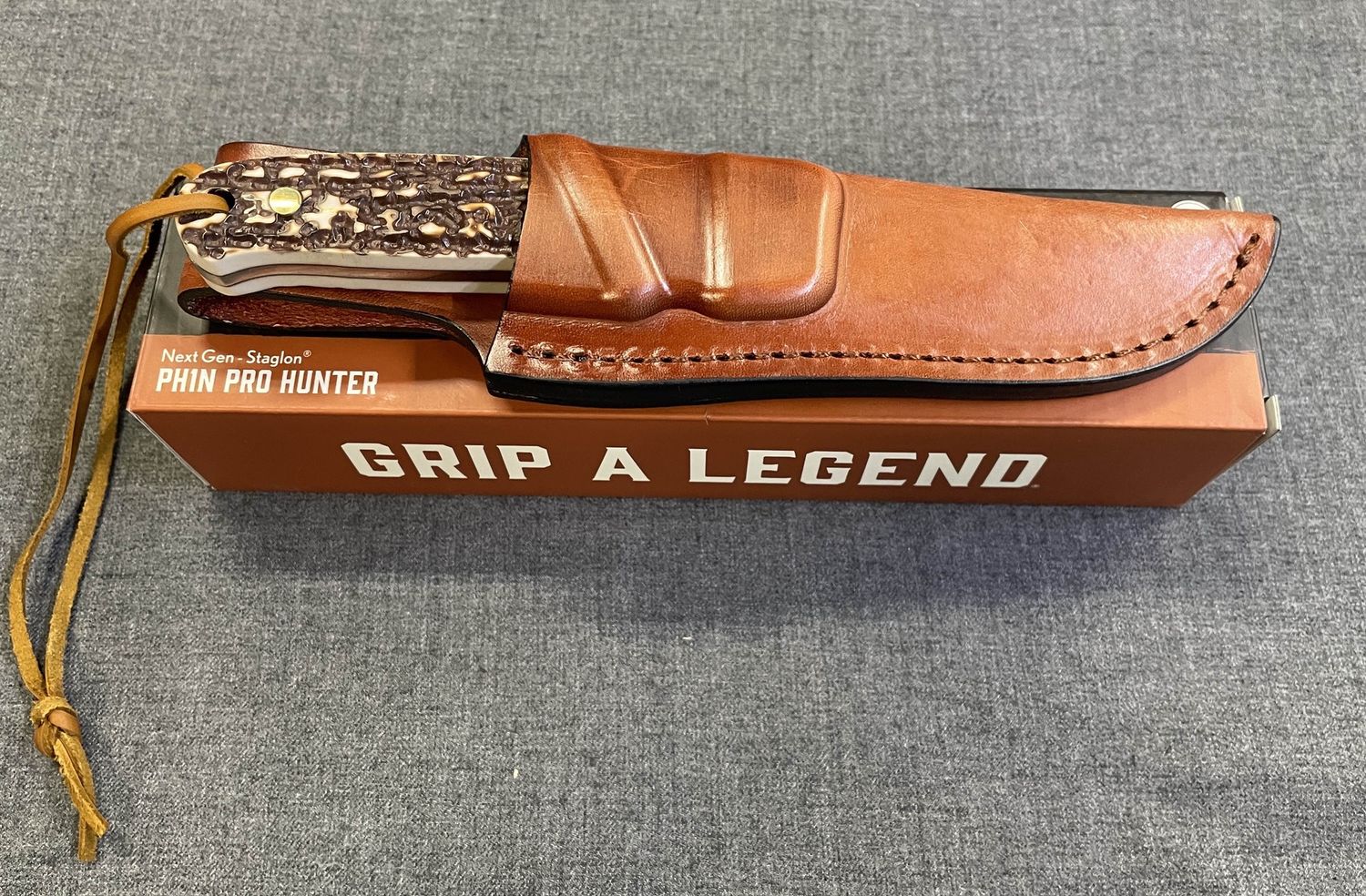 Uncle Henry Pro Hunter Knife with Leather Sheath