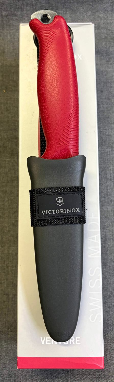 Vicorinox Swiss Army Venture Knife with Sheath and carry loop Red