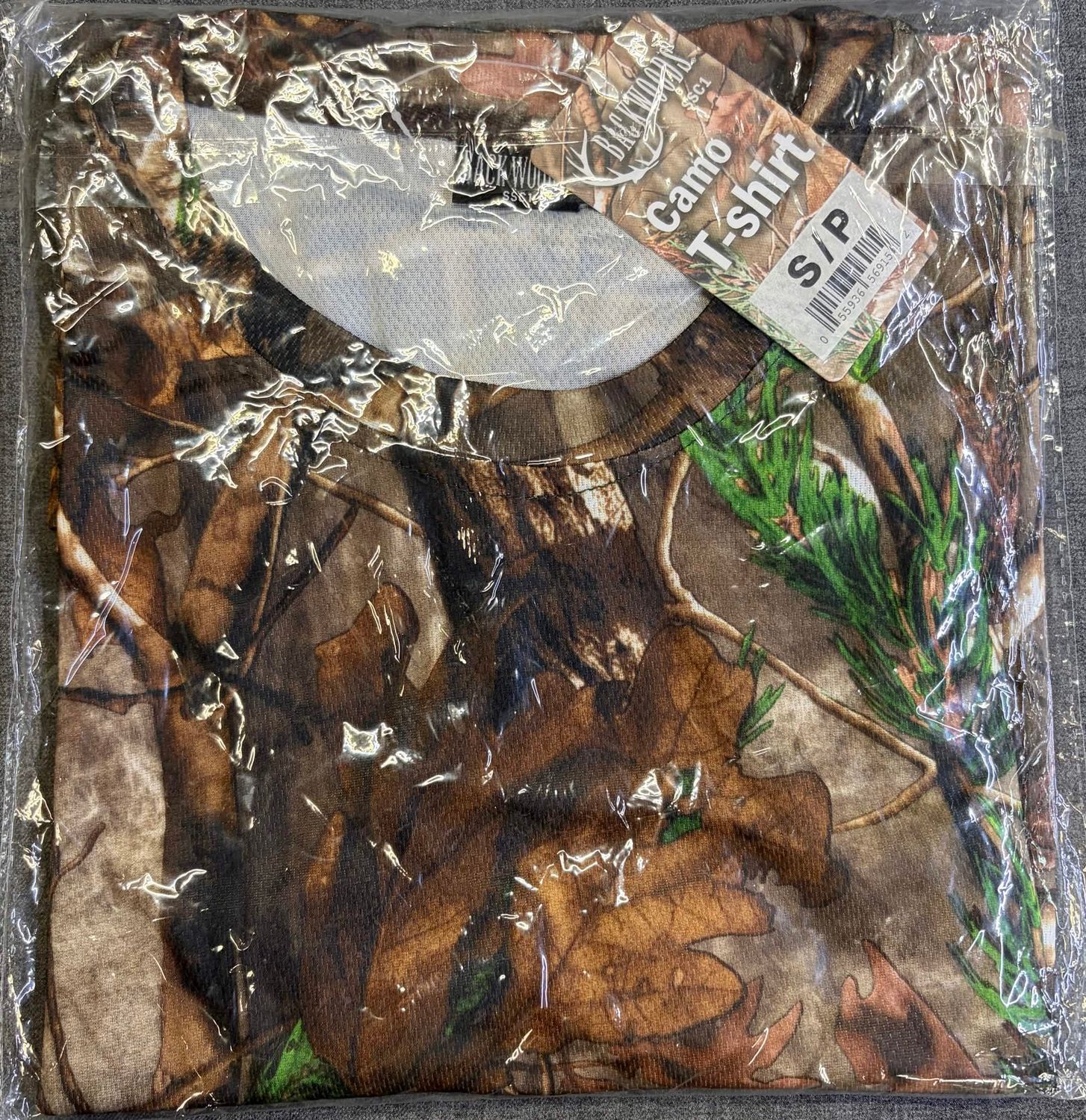 Backwoods Camo T-shirt 100% poly Small