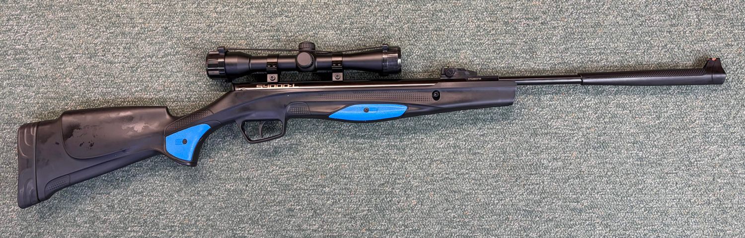 Stoeger S4000L 177. Pellet Rifle Combo 1000 FPS