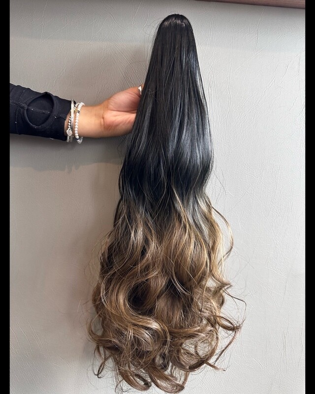 SYNTHETIC CLAW CLIP. PONYTAIL BLACK OMBRE TOFFEE BROWN