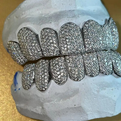 Vvs1 Moissanite Top &amp; Bottom Zigzag Iced Out Grillz Set