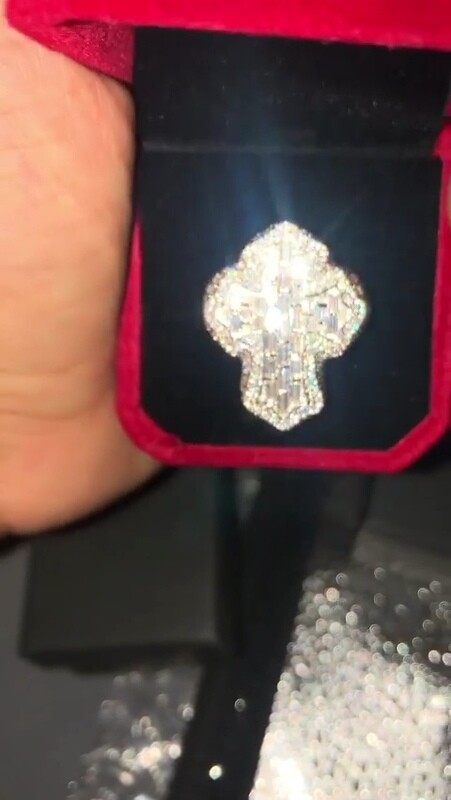 Vvs1 Moissanite Chrome Hearts Ring