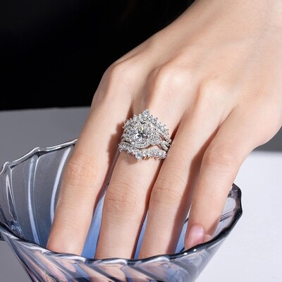 Royalty Oval Cut Vvs1 Moissanite Curved Bridal Engagement Ring Set (size-8)