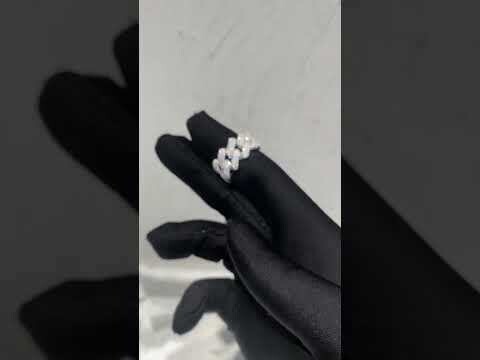 Vvs1 Moissanite Modern Cuban Link Ring