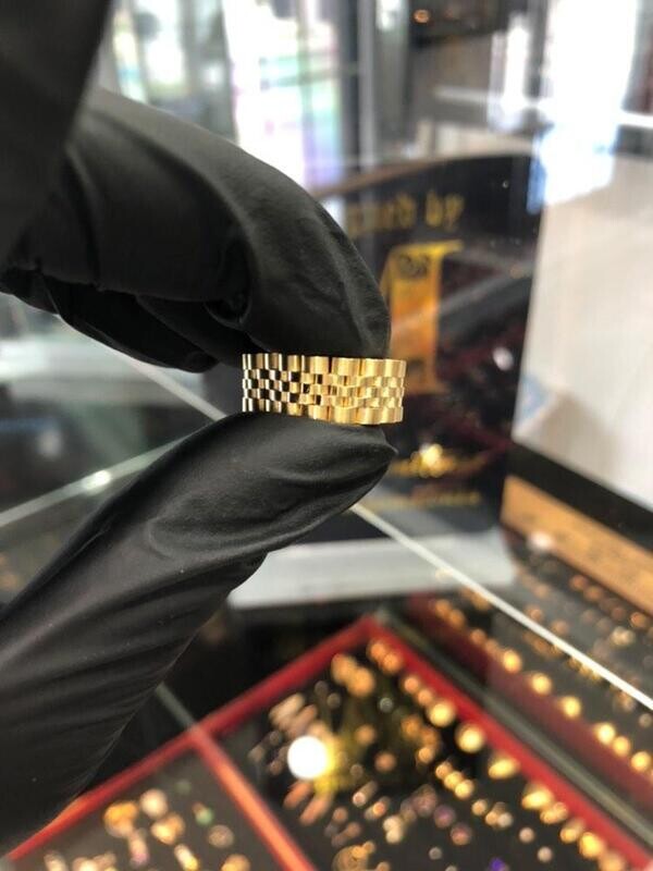 Solid 10kt Yellow Gold Jubilee Band Ring