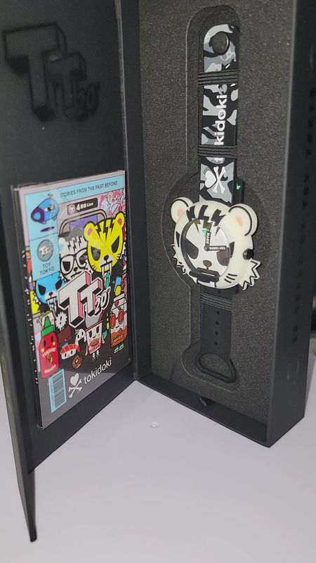 Toy Tokyo Limited Edition Tokidoki &quot;Salary Man Tiger&quot;