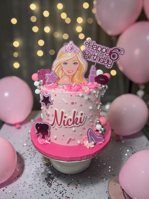Barbie Cake (Premium)