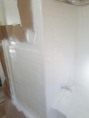 Stand Up Shower - Floor ONLY In Liquid Porcelain