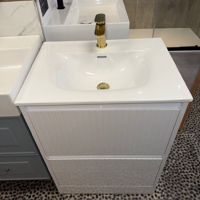 Ex-Display Stockton 600mm Freestanding Fluted Vanity 2 Draw Cabinet Complete With Brushed Brass Basin Mixer & Click Basin Waste Brushed Brass Ex-Display Stockton 600mm Freestanding Fluted Vanity 2 Draw Cabinet Complete With Brushed Brass Basin Mixer & Click Basin Waste Brushed Brass