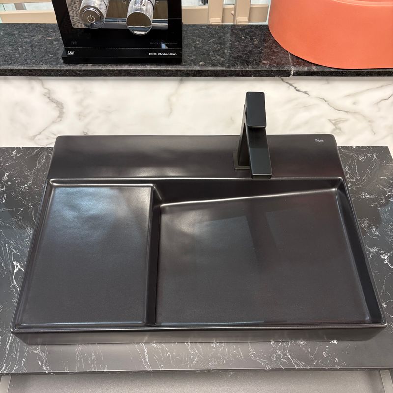 Ex-Display Roca Horizon Vanity Unit, Worktop And Black Basin Complete With Tap
