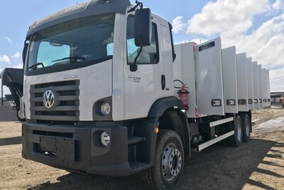 Caminhão Volkswagen Constellation 27.260 6x4  Comboio 10.000L AIZI