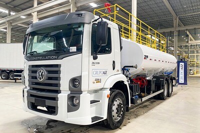 Caminhão Volkswagen Constellation 27.260 6x4 Pipa 20.000L AIZI