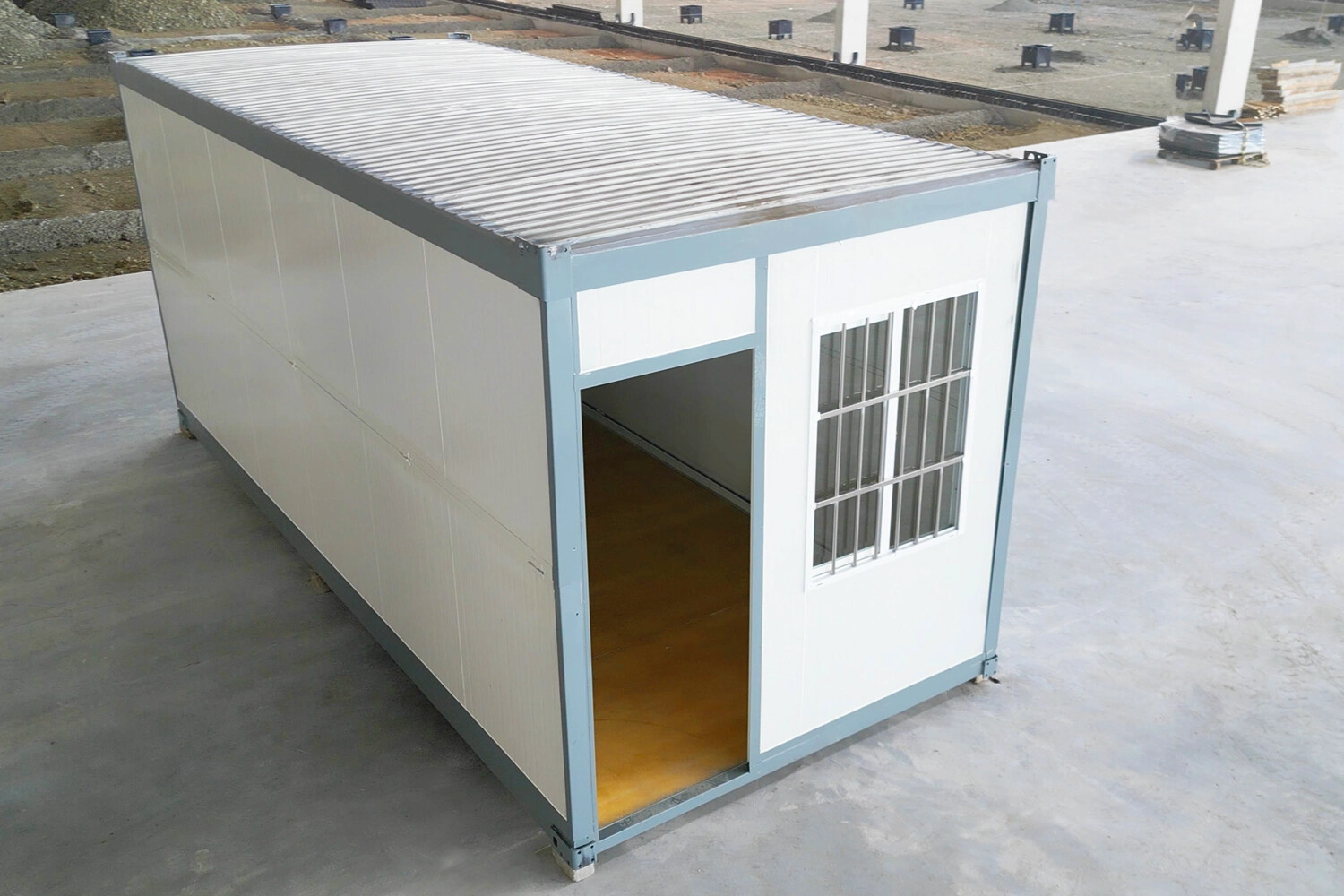 Contêiner 100% Dobrável em Aço Galvanizado Última Unidade