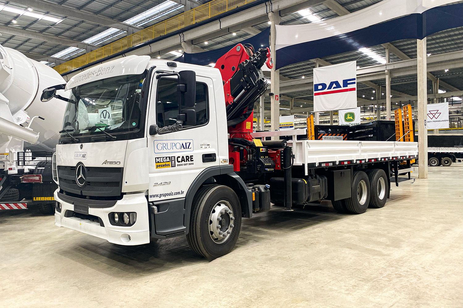 Caminhão MB 2429 Guindaste 23 ton Palfinger 6x2 24/25