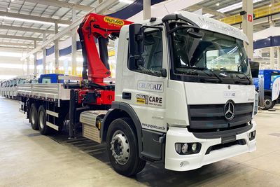 Caminhão MB 2429 6x2 24/25 Guindaste 45 Trave Palfinger