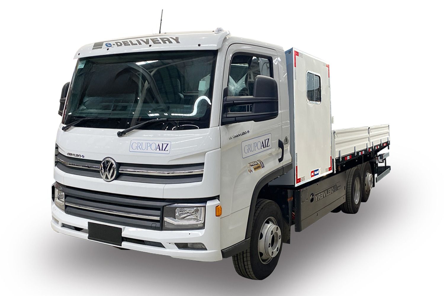 Caminhão VW E-Delivery 14 6x2 22/23 100% Elétrico Cabine Suplementar e Carroceria