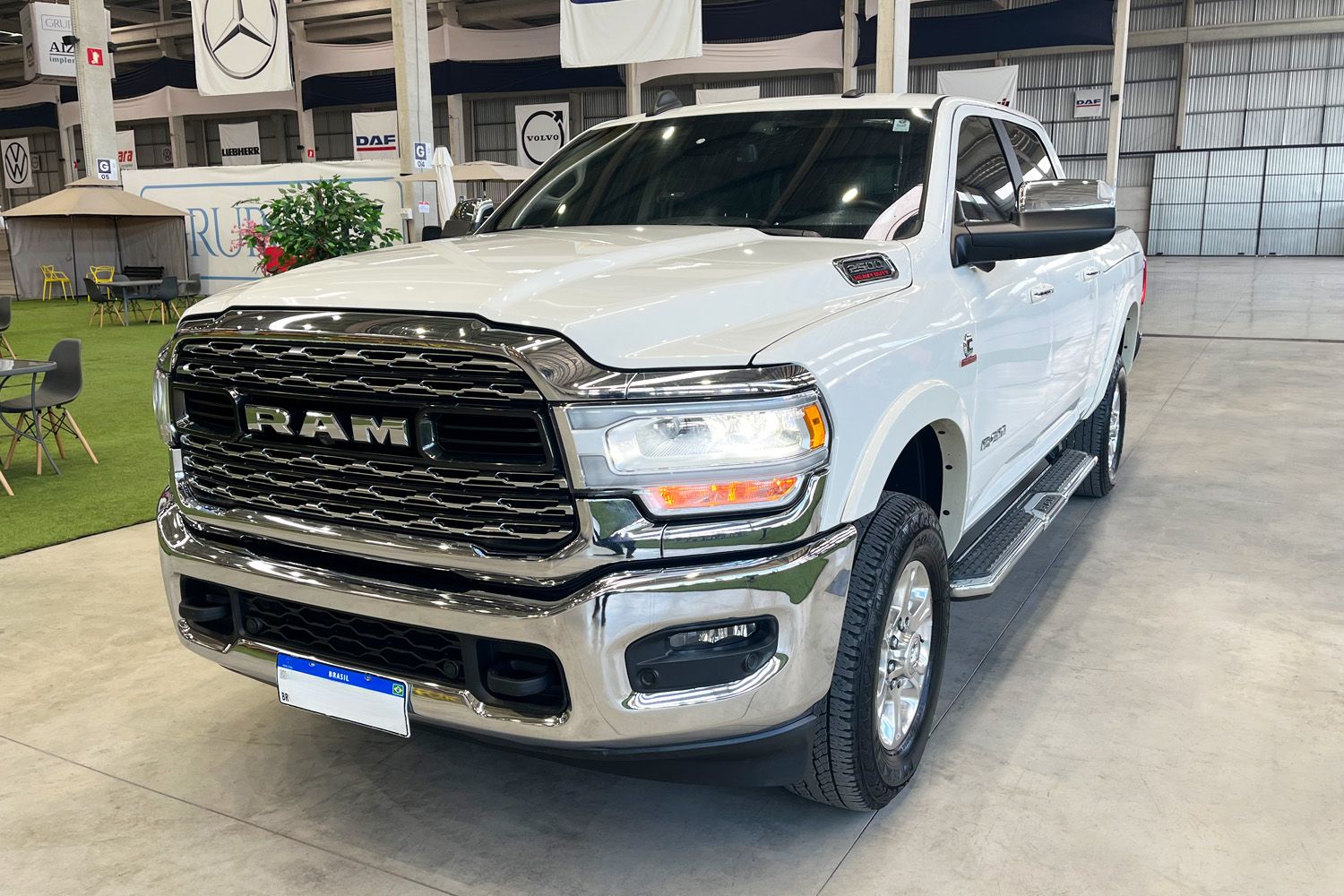 RAM 2500 LARAMIE 19/19