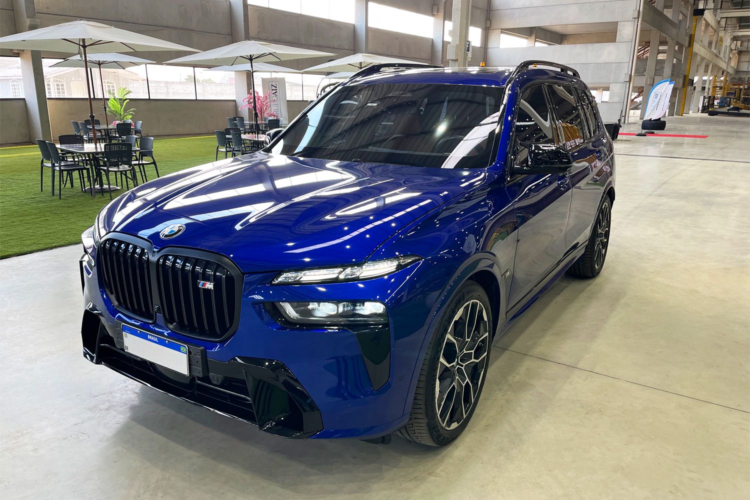 BMW X7 M60i 23/24