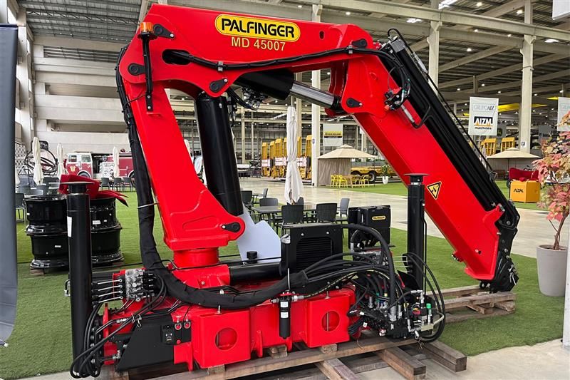 Guindaste Articulado Trave 45 Ton Palfinger