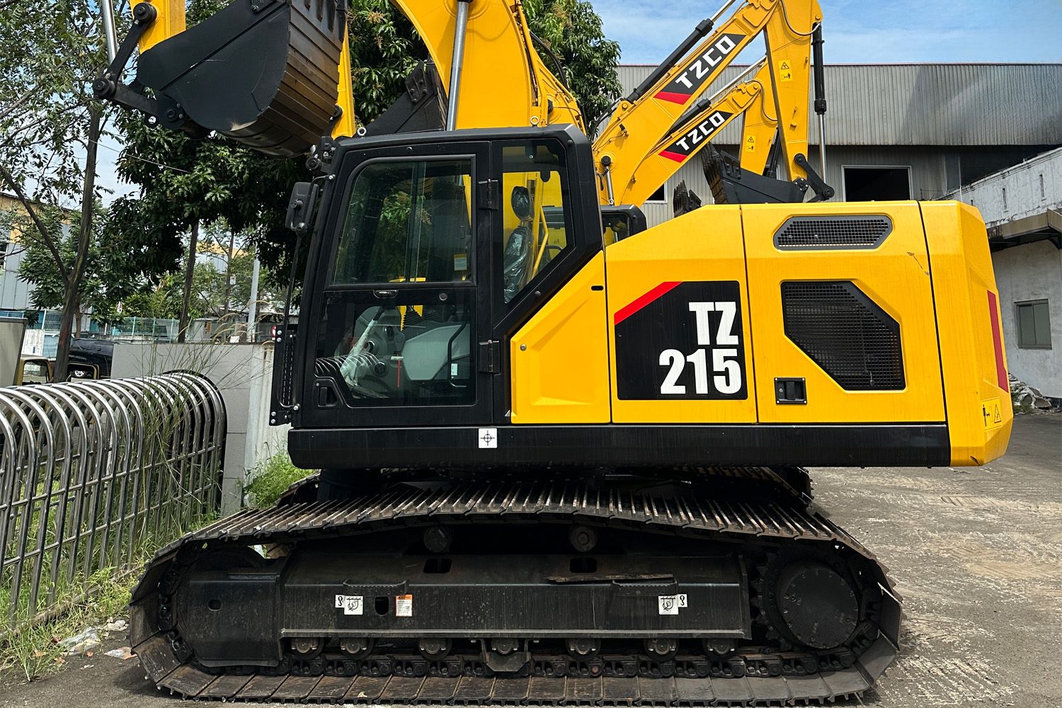 Escavadeira Hidráulica TZ215 TZCO