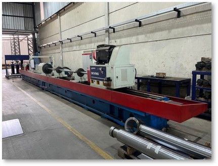 Máquina de Skiving e Rolete TGK25 x 4 CNC SRB