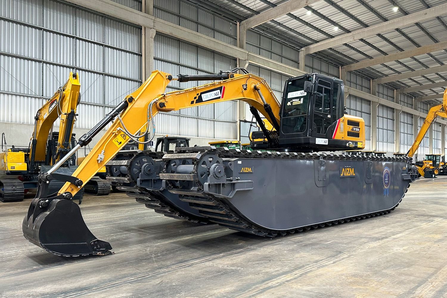 Escavadeira Anfíbia 25ton AIZM