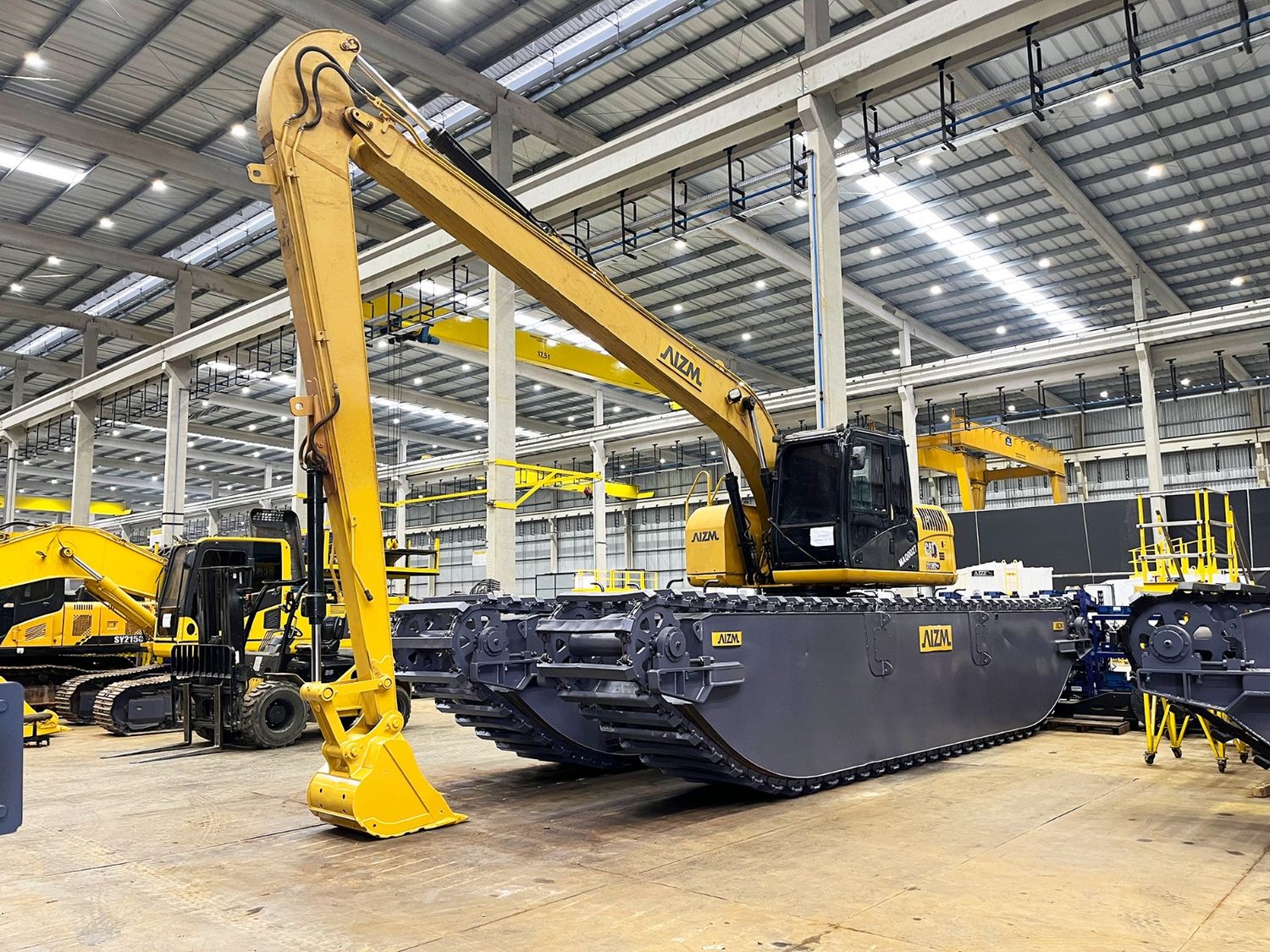 Escavadeira Anfíbia 25T Cat 313D 2022 Seminova