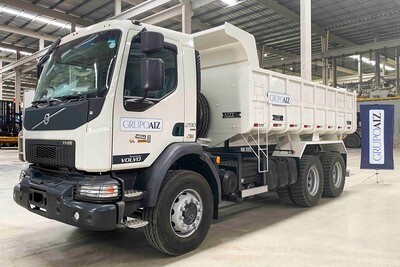 Caminhão Volvo VMX 290 6x4 26/26 Caçamba Convencional 12m³ AIZI