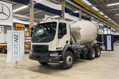 Caminhão Volvo VMX 290 6x4 26/26 com Betoneira 8m³ Liebherr