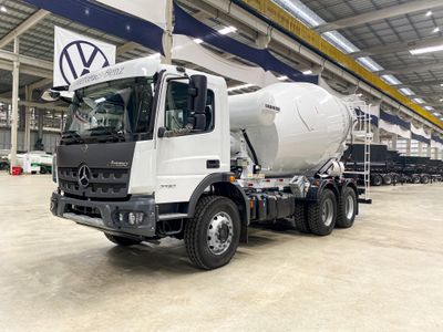 Caminhão Mercedes-Benz Atego 2730 6x4 26/26 Betoneira 8m³ Liebherr