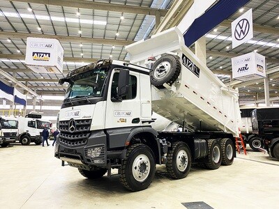 Caminhão MB Arocs 4851 8x4 24/25 Meia Cana 22m³ AIZI