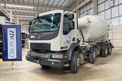 Caminhão Volvo VMX 290 8x4 24/25 Betoneira 10m³ Liebher
