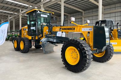 Motoniveladora Sinomach  717T 2026