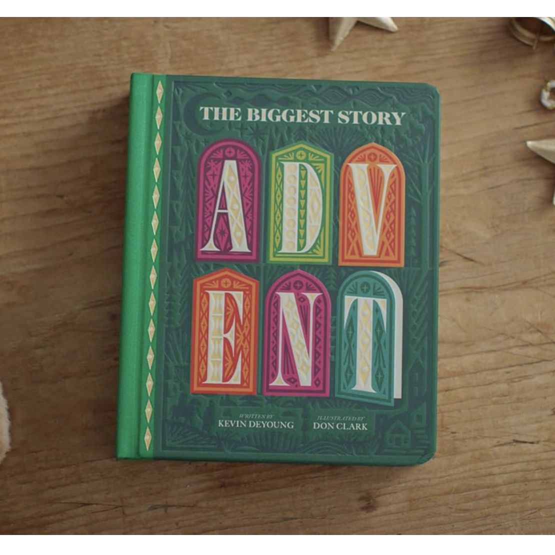 The Biggest Story - Advent: 25 Lift-the-Flap Devotions for Families