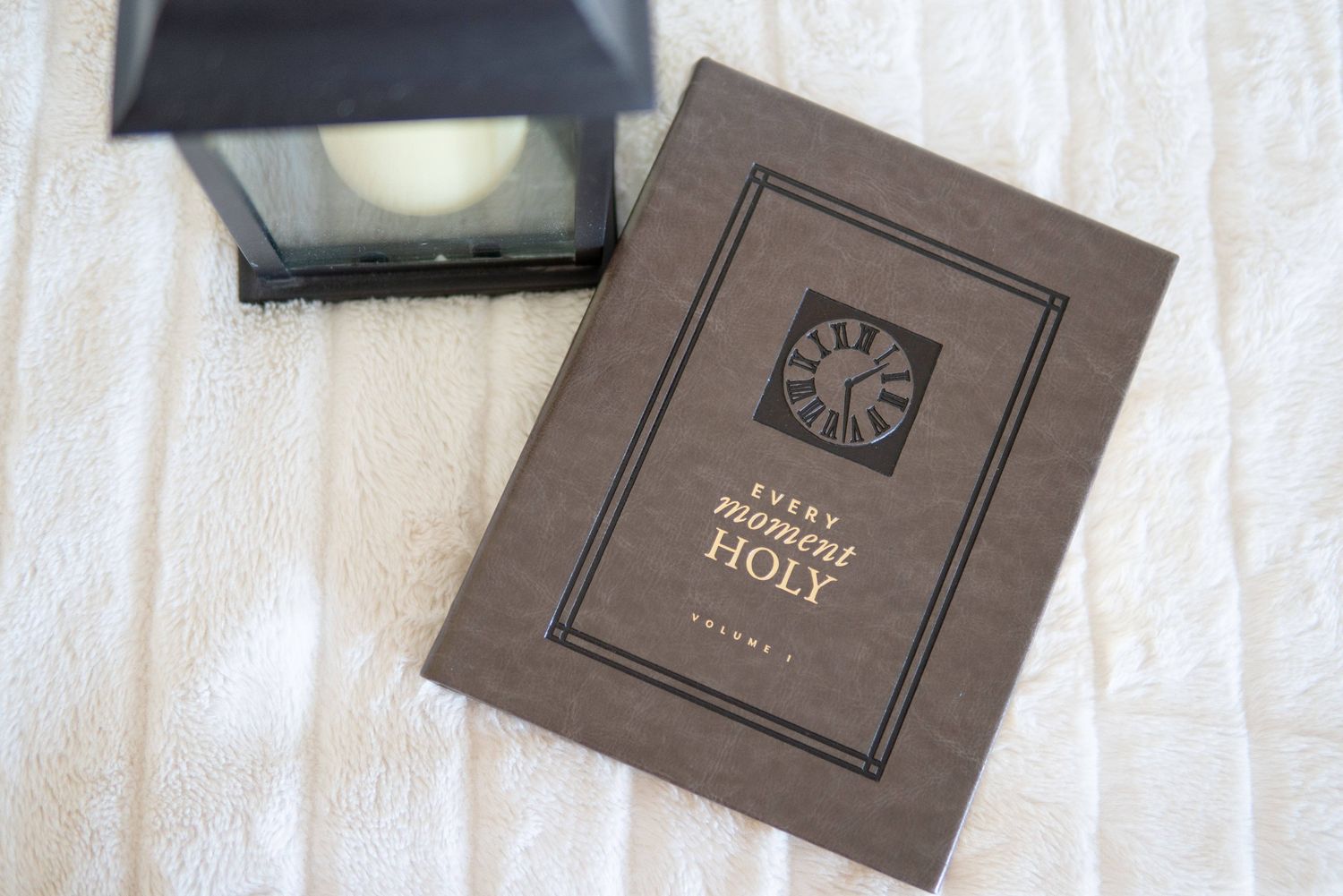 Every Moment Holy: Liturgies for Daily Life (Pocket Edition) (#01 in Every Moment Holy Series)