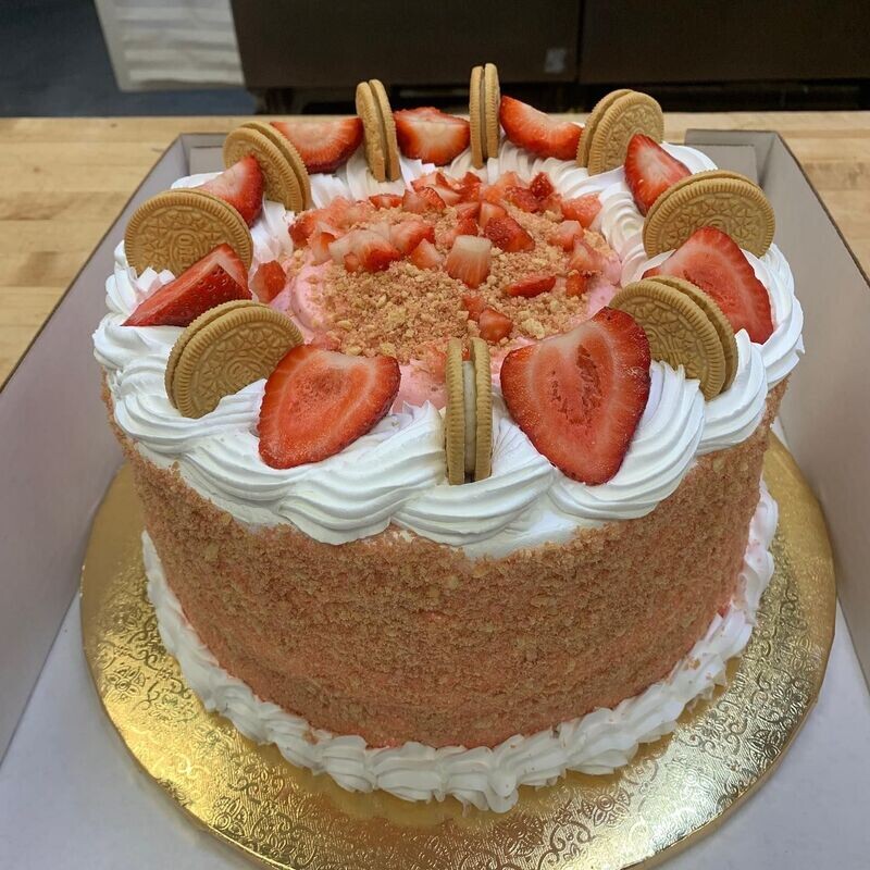 Cakes & Pastries 2, 10  inch   2 Layers