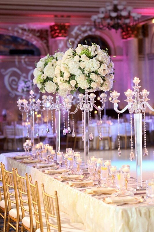 Medium Crystal Candelabra With Square Base With Floral