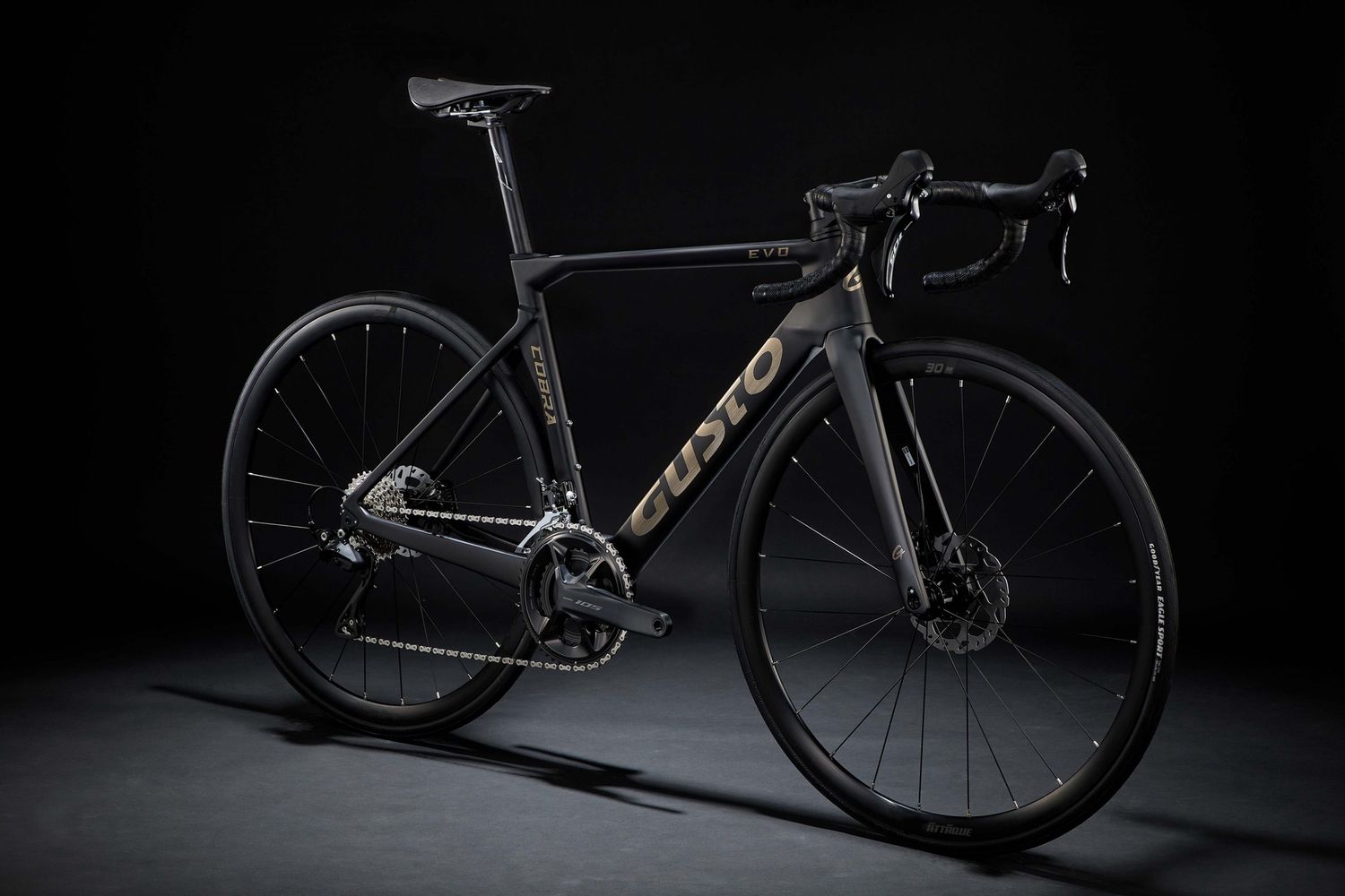 Gusto Cobra Evo Sport Shimano 105 Di2 MY26
