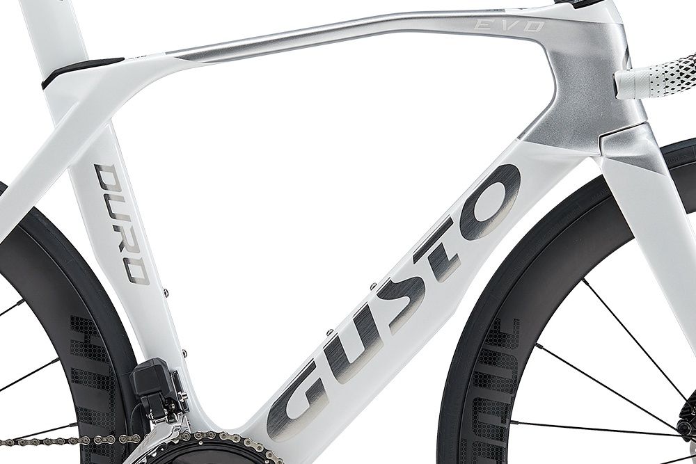 Gusto Duro Evo Sport TE Shimano 105 Di2 MY25, Colour: White Silver, Size: XS
